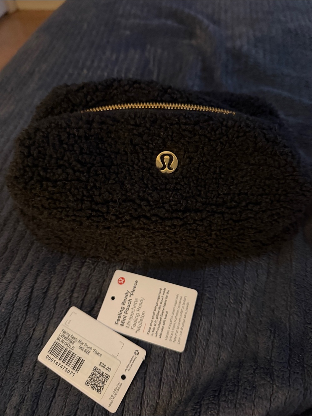lululemon athletica Black & Gold Mini Fleece Pouch/makeup bag